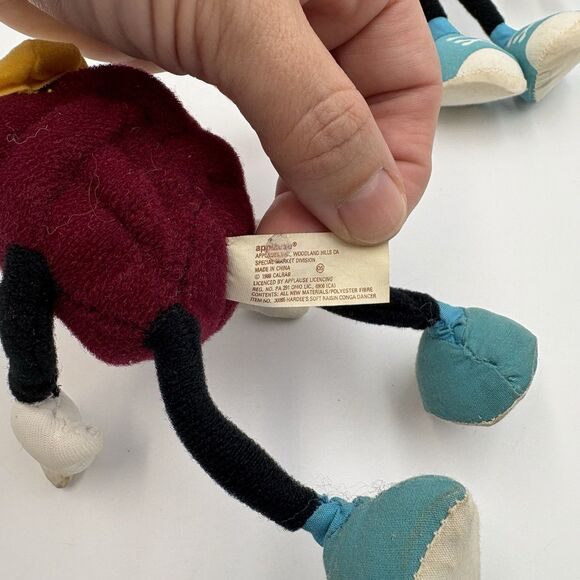 Vintage 1988 California Raisin Posable Plush Figures Plushie Toy Yellow Hat (2) - Picture 2 of 3